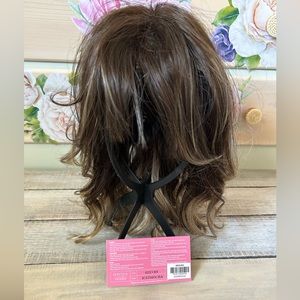 Estetica Wig in Reeves